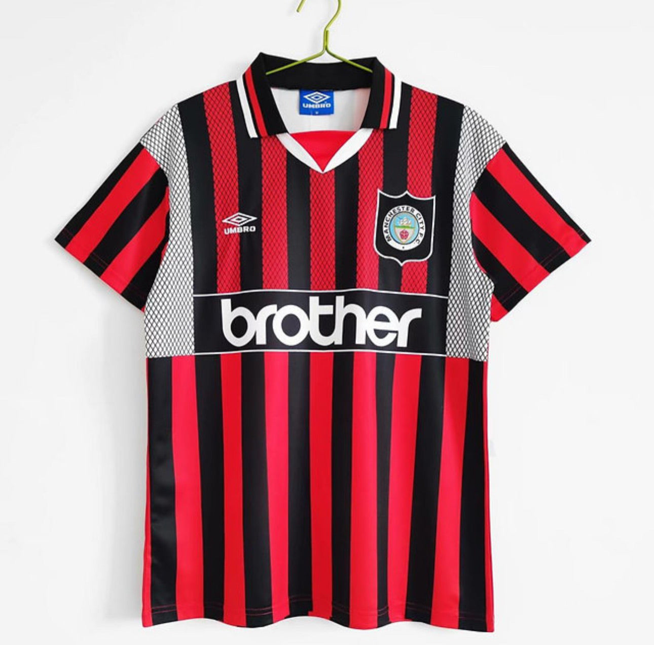 Manchester City 1994/1996 away retro